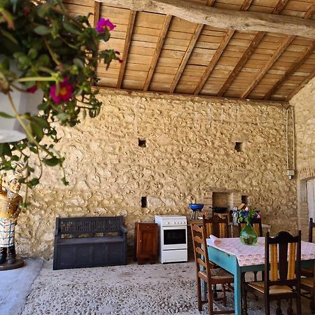 Le Coq En Repos Bed & Breakfast Saint-Sylvestre-sur-Lot Ngoại thất bức ảnh