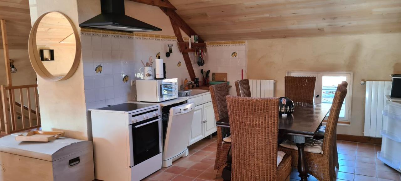 Le Coq En Repos Bed & Breakfast Saint-Sylvestre-sur-Lot Ngoại thất bức ảnh